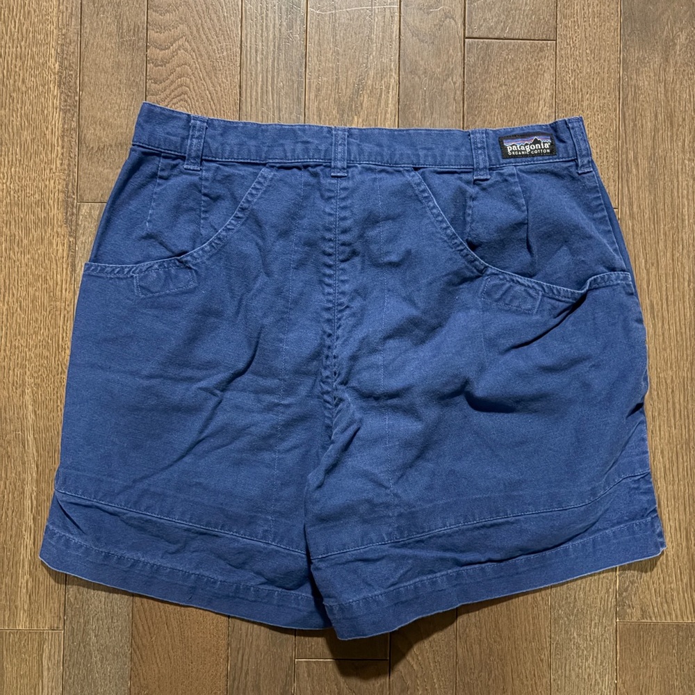Patagonia Men's Navy Blue Flat-Front Cotton Shorts
